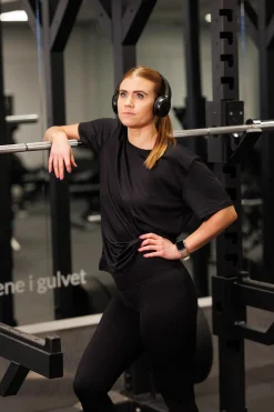 Active loose fit T-shirt - Black