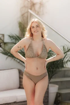 Cuba Ruffles bikinitopp - Mørk beige - Dalia