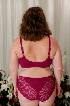 Amanda Small Cup BH - Mørk rød