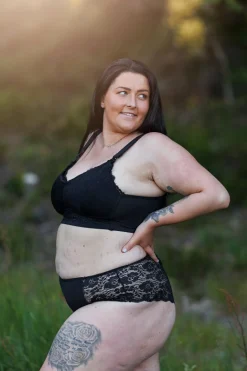 Anne Mid Waist - Black Onyx